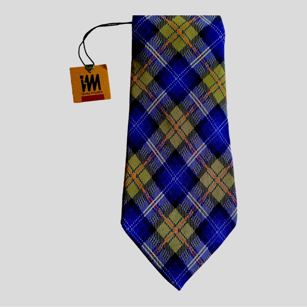 Nwt's Issey Miyake Plaid Tie 3" x55" long